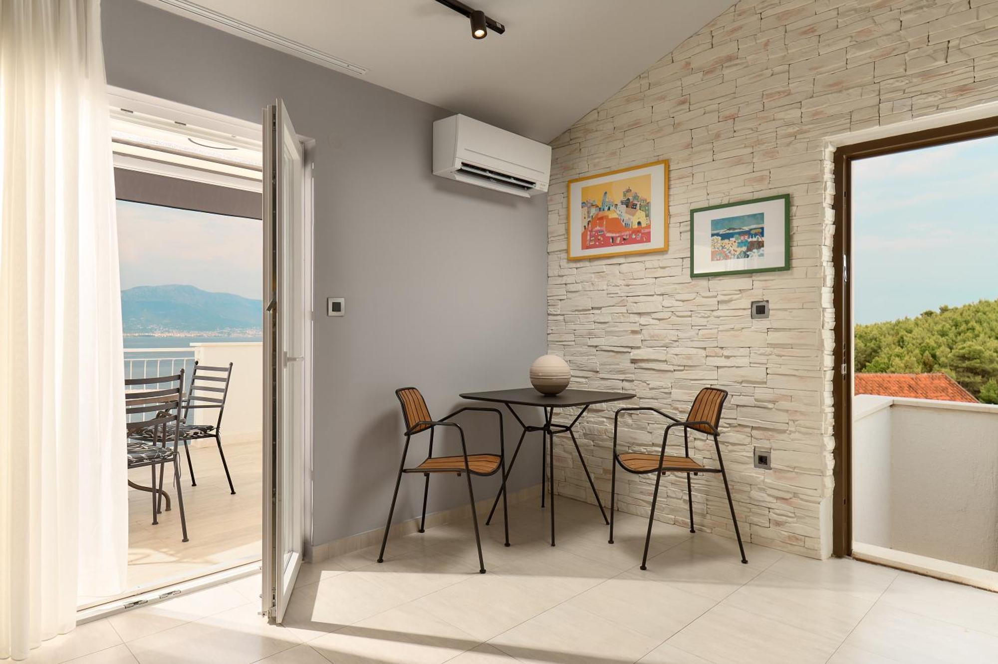 Apartments Ziggy Star Slatine Exterior foto